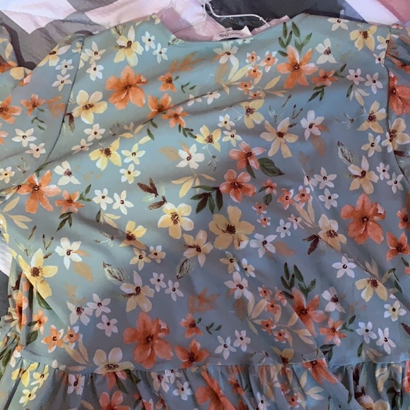 Teal Floral Blouse With Attached Teal Undershirt - Picture 4 of 5